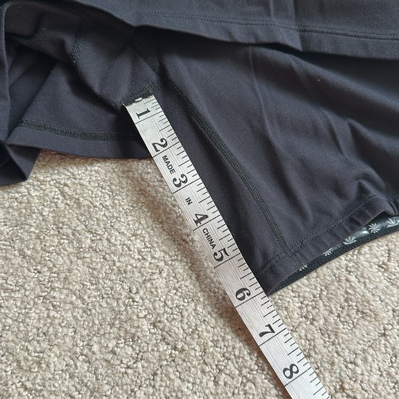 Athleta Active Skort, Size M - Picture 7 of 8